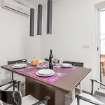 Apartment Awesome In With Wifi