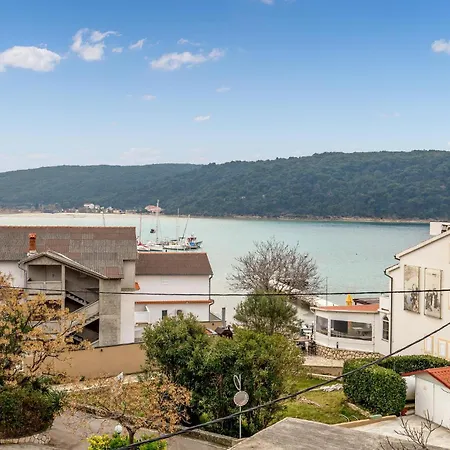 3 Bedroom Awesome In Apartman *