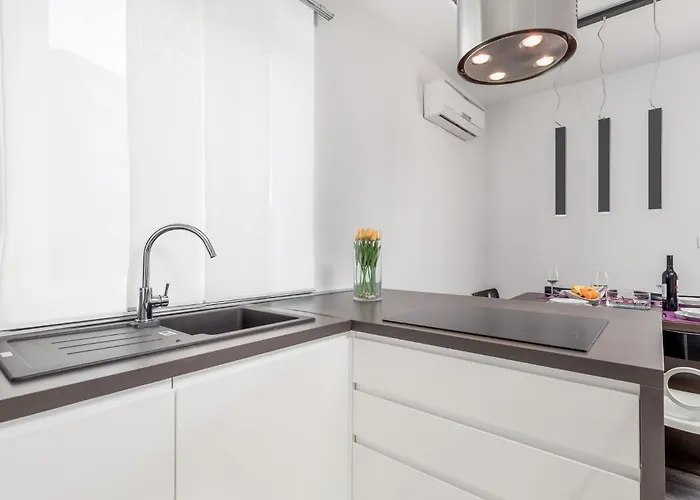 3 Bedroom Awesome In